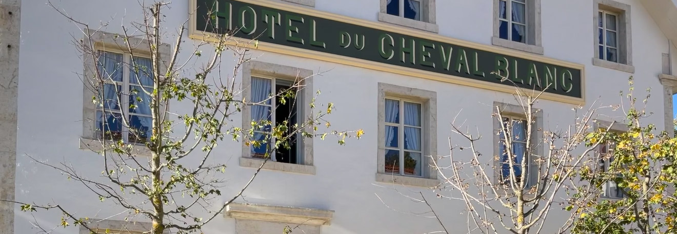Hôtel du Cheval Blanc - Les Pommerats